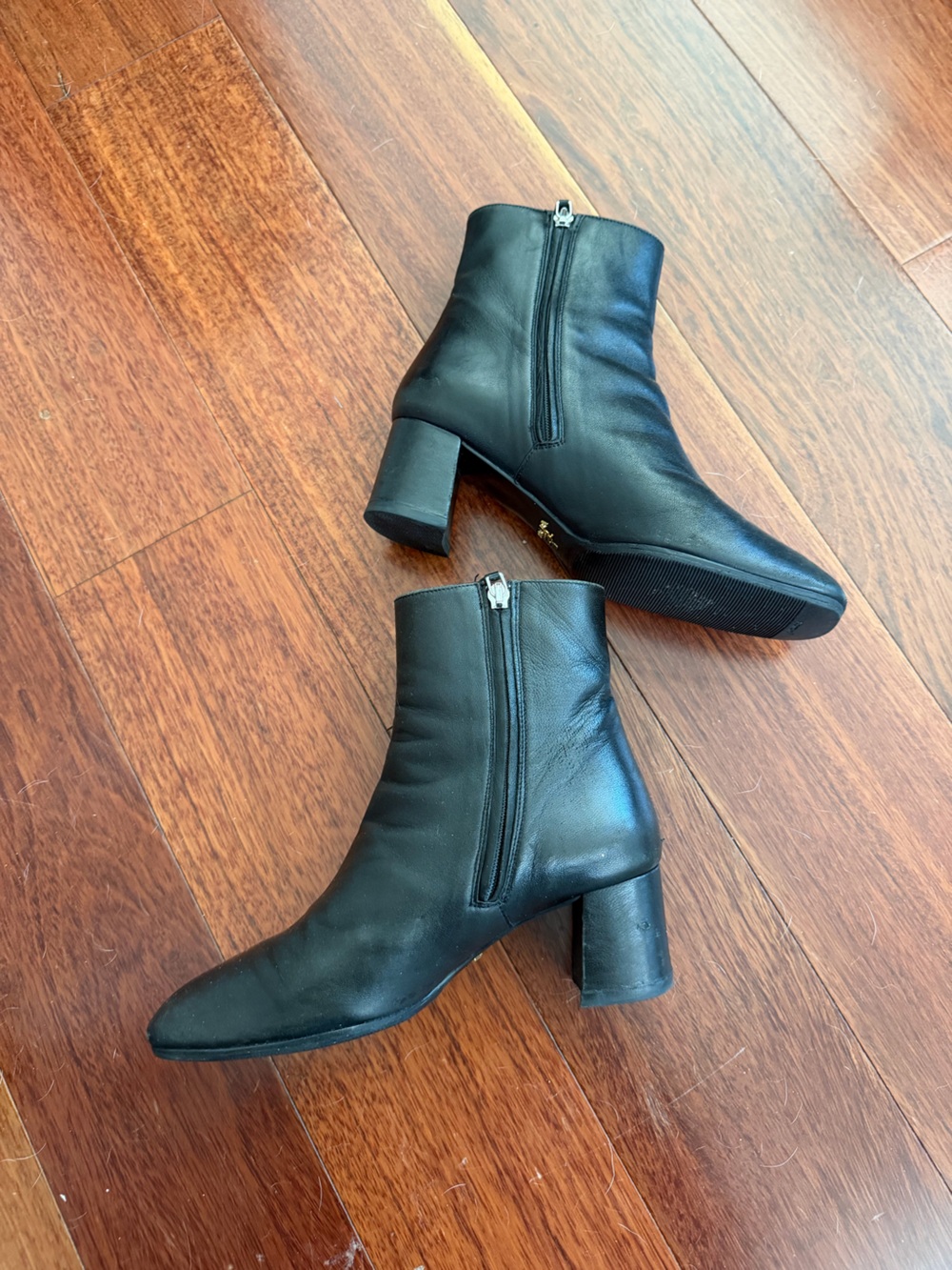 PRADA LEATHER BOOTIES - Picture 2 of 9